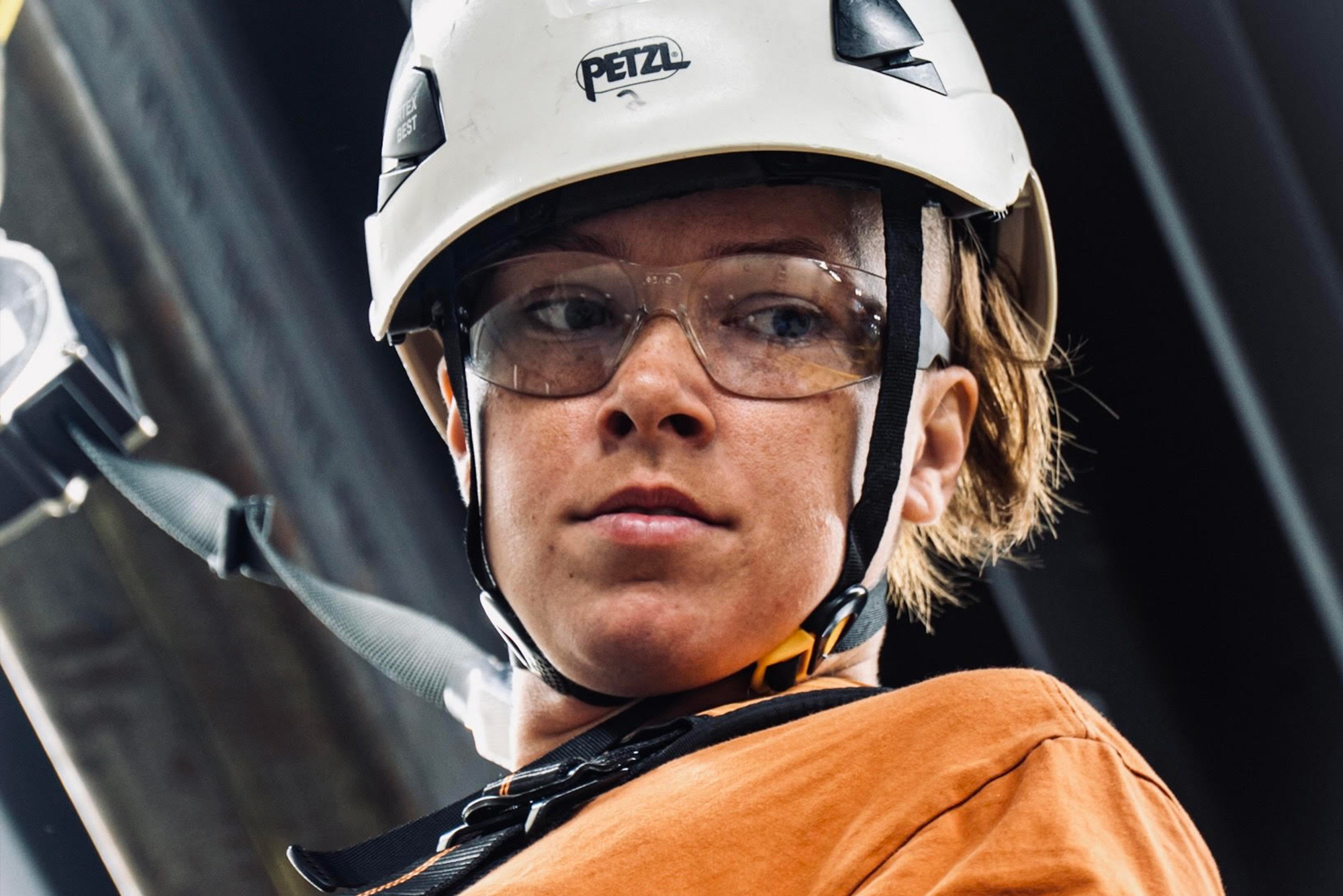 girl-petzl